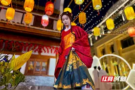 组图｜汉服节里一眼千年，年轻人文化自信的时尚表达图片