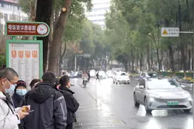 华西医院交通优化首日，前来就诊这样走→图片