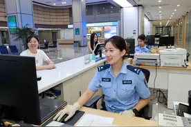 “线上一网、线下一窗”,烟台公安擦亮“品质服务”名片图片