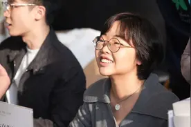 品读｜“三年了，我还是会哭”：那些经历丧亲之痛的年轻人，如何与哀伤共处图片