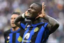 米兰德比国米5:1大胜，哥俩谁更强，一比就知道图片