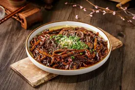 鲜香肥美，秋冬当季，这种美食营养多多→图片