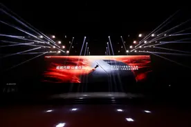 行业首创远洋级氮气保鲜技术 方太发布新一代高端全嵌冰箱图片