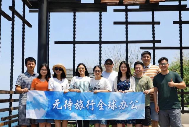 订单涨60%、一房难求、包车破千，2026第一个爆火景点挤满中国人