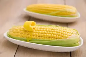 糯玉米、甜玉米，哪个更好？图片