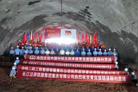 成都⇌重庆，有望50分钟飙拢！图片