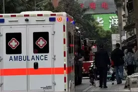 15岁男孩做实验炸了家，自己被烧伤！警惕→图片