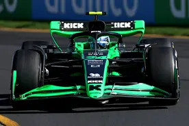 F1墨尔本大奖赛 | 周冠宇连续三周遭遇车队换胎故障图片