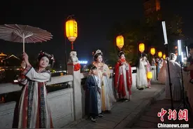 古都洛阳系列文旅IP“圈粉”青年游客图片