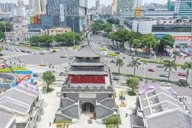 南宁市中山路钟鼓楼通过竣工验收图片