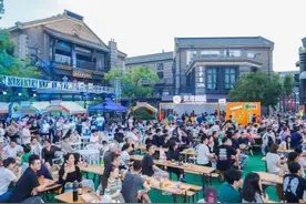 啤酒盛宴“醉”了济南图片