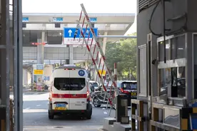 11月起试行！粤港两地将直通跨境救护车图片