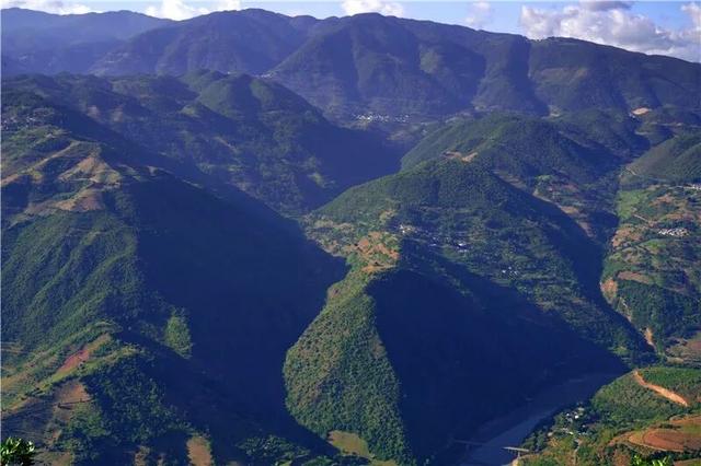 来保山，让冬日住进22℃的温柔里！