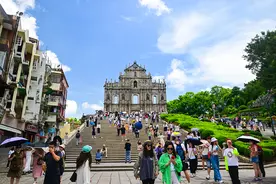 澳门暑期单日入境旅客量再创新高，达16.65万人次图片