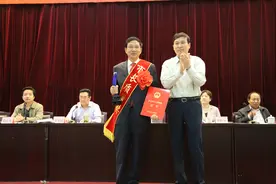 拓新药业董事长杨西宁：创新驱动发展 专注成就卓越图片