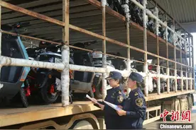 云南瑞丽海关智慧监管助力国产摩托车加速出口图片