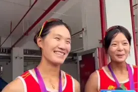 观潮丨山东组合王婷婷/张璇亚运摘金:想把女子赛艇大旗扛下去图片