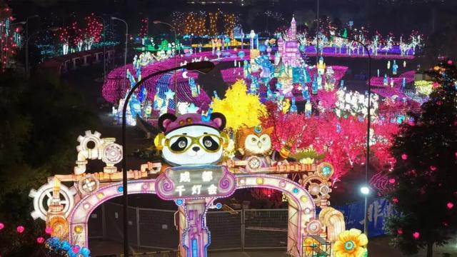 收藏！2026成都跨年打铁花地点推荐