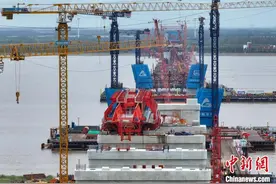 崇启公铁长江大桥建设稳步推进图片