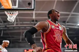 CBA季后赛：山西116:101战胜广东 系列赛2:0领先图片