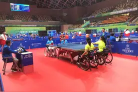 出生4月确诊为脑瘫的她，长大成为残运会冠军：母亲一直教我平等图片