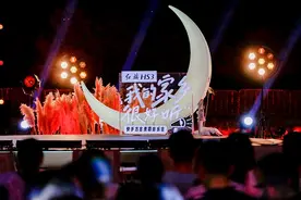 一曲乡音为家乡上分！这场方言麦霸音乐会点燃乡音热潮图片