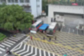 青春有为！郴州北大青鸟110名学子参与无偿献血图片