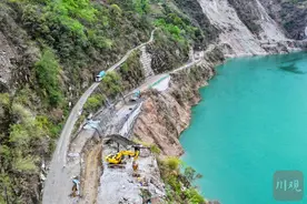 一线探访丨石棉：G662线恢复重建和提升改造工程有序推进图片