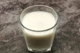 超市里也有“假牛奶”？！挑对牛奶，这个指标最重要！图片