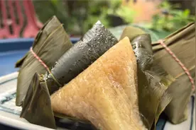 稀奇！福州的龙舟头并不都是龙，还有鸡、熊猫等……图片