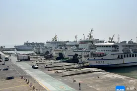 琼州海峡客滚运输12时20分起全线复运图片