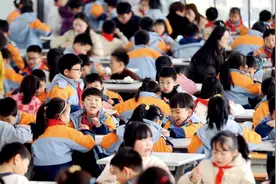 史无前例的“校园餐”反腐，来了图片