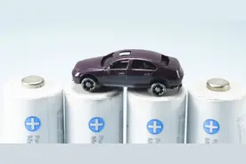 宁德时代的中年“危机”：“主机厂已经不是给电池厂打工的可怜人了”图片