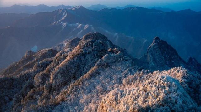 今年跨年怎么玩儿？一起勇闯白云山！