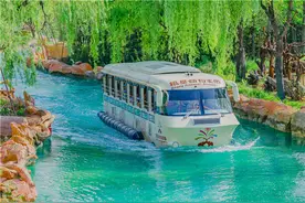 着陆为车 下水化船 ：体验神奇的银基动物王国水陆两栖观光车图片