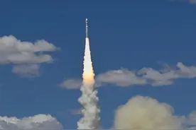 我国为何要大力发展商业航天？先来看SpaceX的一组数据图片