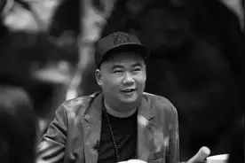 两天两起音乐人健康危机图片