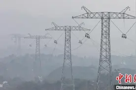 “疆电入渝” 特高压直流输电线路工程（重庆段）全线贯通图片