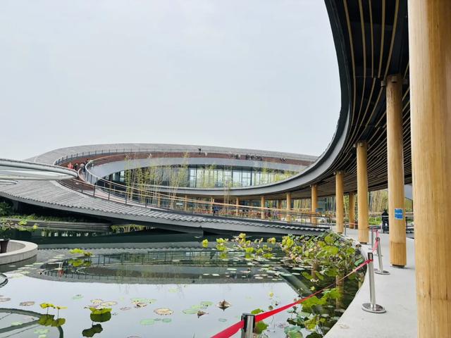 成都唯一“世界级”公园,以前门票120元,现在免费,唯一缺点就是远