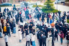 “冬游乳山 畅品牡蛎”（第二季）暨山东外事职业大学乳山生蚝嗨吃节火热开启图片