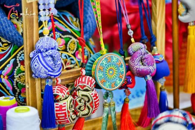 百色参展中国—东盟博览会旅游展区 为广西文化旅游发展大会预热