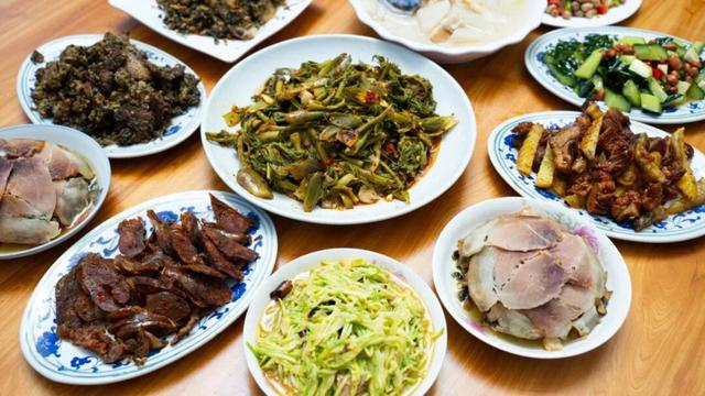 原来泸定不止泸定桥！4天深度游挖到宝了