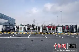浙江高速服务区完善充电服务设施建设 守护民众美好出行图片