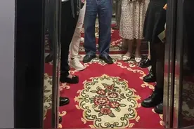 望城这个小区，29台老旧电梯换新！图片