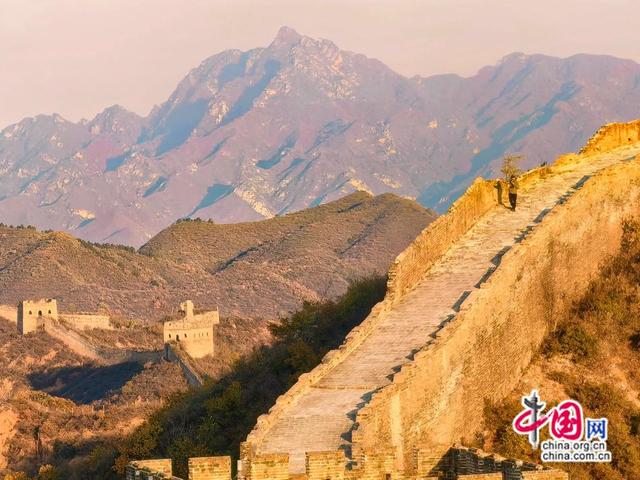 重阳时节登高金山岭，长城秋色尽显浪漫风情