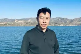 素人“闻神”两场直播获利840万，为什么偏偏他火了？背后真没推手吗？图片