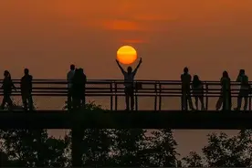 绝美！2025杭州第一个日出！图片