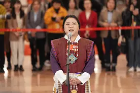 白玛玉珍委员：2024年西藏林芝墨脱县游客达到60万人次图片