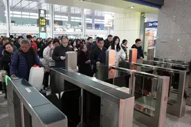 1月5日起，重庆火车站将增开多趟列车图片