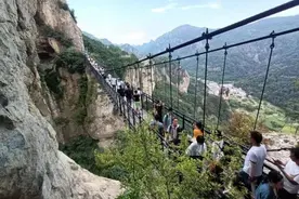 中秋国庆假期旅游大热 温州乐清重点景区迎游客80万人次图片